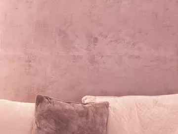 lynn9000 – webcam model profile photo Image 14