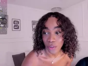 julia_jane – webcam model profile photo Image 3