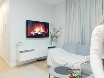 millemimi – webcam model profile photo Image 18