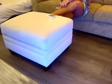 floriamANDjazmin – webcam model profile photo Image 12