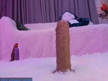 hina_porn – webcam model profile photo Image 16