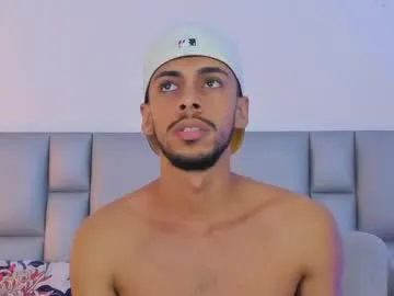 octavarium211 – webcam model profile photo Image 14