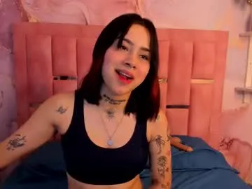 crimsonkitten – webcam model profile photo Image 5