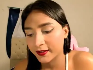 Allla – webcam model profile photo Image 9