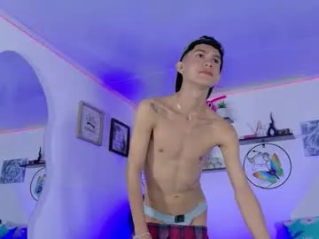 archimedes_ – webcam model profile photo Image 13