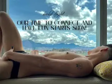 HopeHeaven – webcam model profile photo Image 17