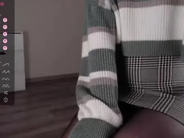 fishtgirlworld – webcam model profile photo Image 6