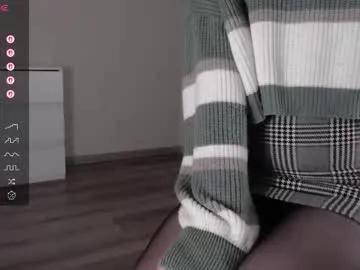 fishtgirlworld – webcam model profile photo Image 8