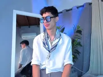 Dark-Luna – webcam model profile photo Image 13