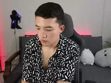 queeneliaa_ – webcam model profile photo Image 3