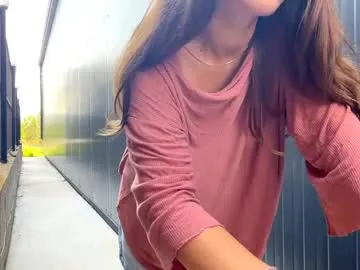 Yna-and-Yn – webcam model profile photo Image 14