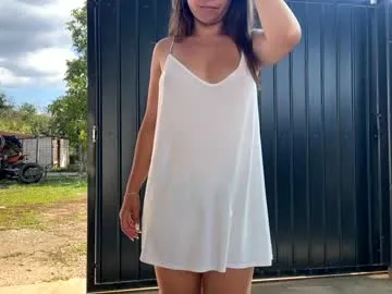 Yna-and-Yn – webcam model profile photo Image 9