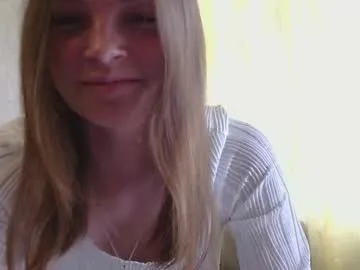 lucretiaburnaugh – webcam model profile photo Image 1