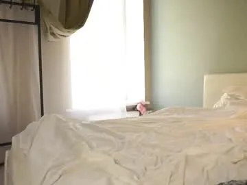 lunar_leen show preview Image 5