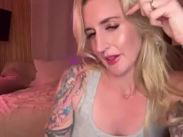 lucretiaburnaugh – webcam model profile photo Image 17