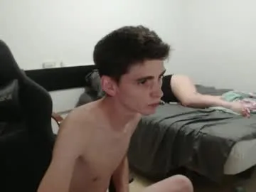 Keep_us_wild – webcam model profile photo Image 5