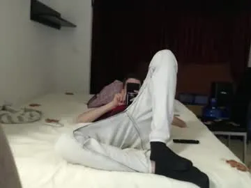 Keep_us_wild – webcam model profile photo Image 9