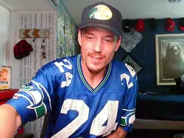 LaureMestler – webcam model profile photo Image 4