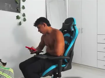 Bikergirl_97 – webcam model profile photo Image 17