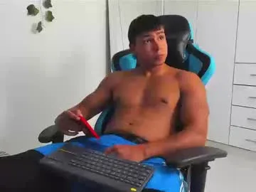 Bikergirl_97 – webcam model profile photo Image 18