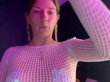 StarKristy – webcam model profile photo Image 11