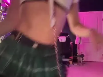 StarKristy – webcam model profile photo Image 12