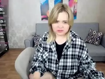 mellsawertyq – webcam model profile photo Image 13