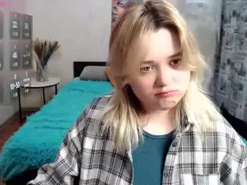 mellsawertyq – webcam model profile photo Image 16