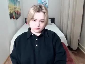 mellsawertyq – webcam model profile photo Image 8