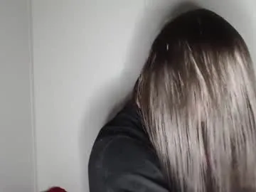 sigmasian – webcam model profile photo Image 5