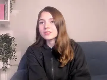 lucretiaburnaugh – webcam model profile photo Image 3