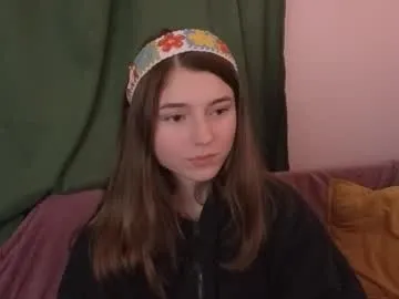 lucretiaburnaugh – webcam model profile photo Image 4