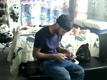 octavarium211 – webcam model profile photo Image 6