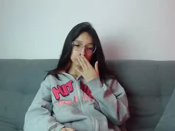 alana15 – webcam model profile photo Image 10