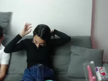 alana15 – webcam model profile photo Image 2