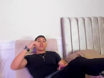 mbsupreme – webcam model profile photo Image 11