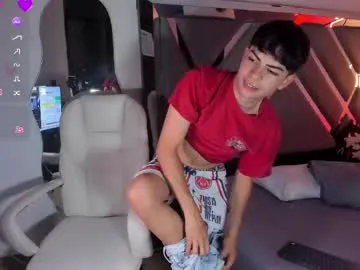 Taanni – webcam model profile photo Image 2