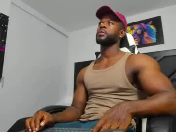 octavarium211 – webcam model profile photo Image 8