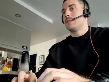 demieliss – webcam model profile photo Image 4