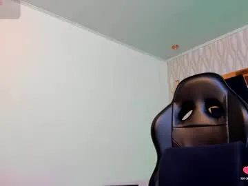 gdanch – webcam model profile photo Image 15