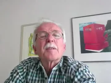 Taanni – webcam model profile photo Image 2