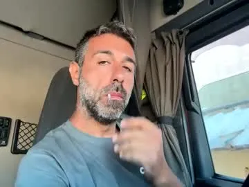 mmelicious – webcam model profile photo Image 10