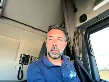 mmelicious – webcam model profile photo Image 9