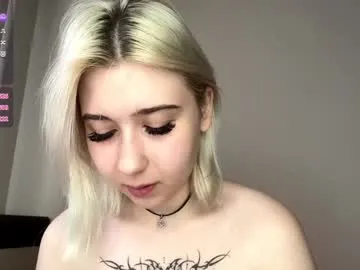 xunybany – webcam model profile photo Image 9