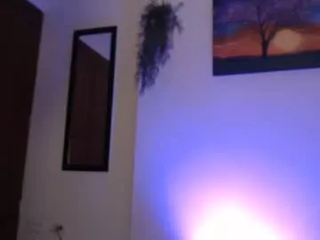 bambi_lu – webcam model profile photo Image 12