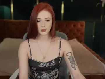 luna_tin – webcam model profile photo Image 16