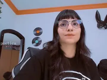 alana15 – webcam model profile photo Image 8