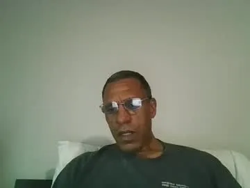 Prueberry – webcam model profile photo Image 3