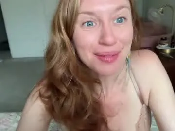 lunaaridi – webcam model profile photo Image 8