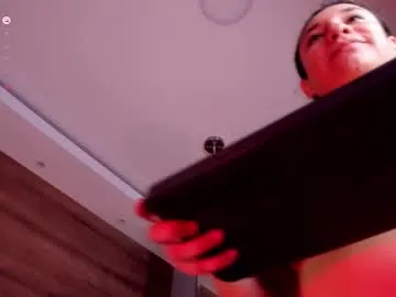 sweetyiris – webcam model profile photo Image 10